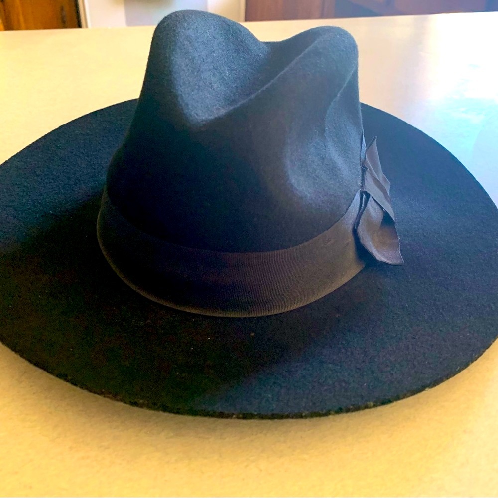 🔥 Anthropologie 💯 Wool Hat